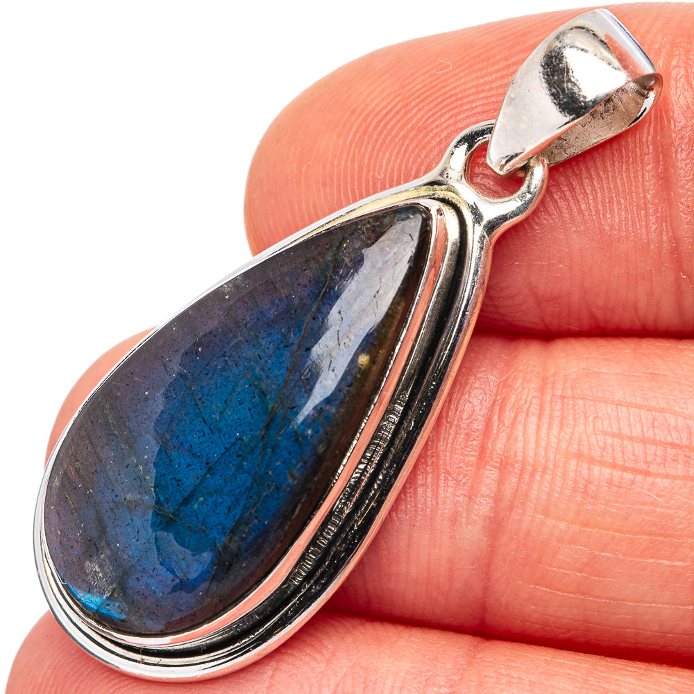 Labradorite Pendant discount 1 1/2