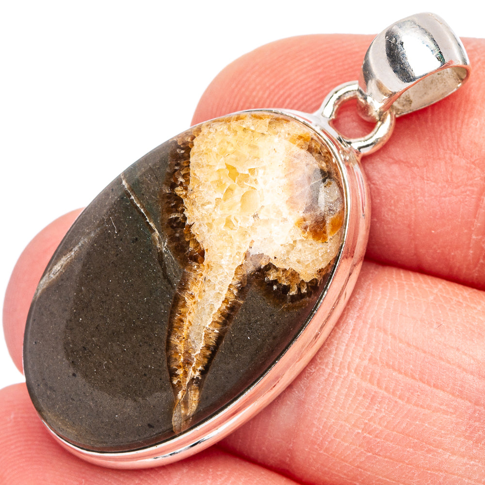 Septarian Geode Pendant 1 3/8" (925 Sterling Silver) P44100