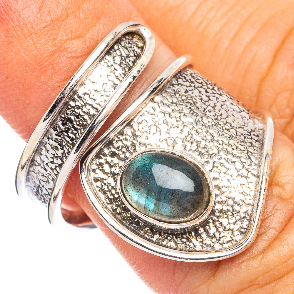 Dainty Labradorite Ring Size 6.5 (925 Sterling Silver) R8646