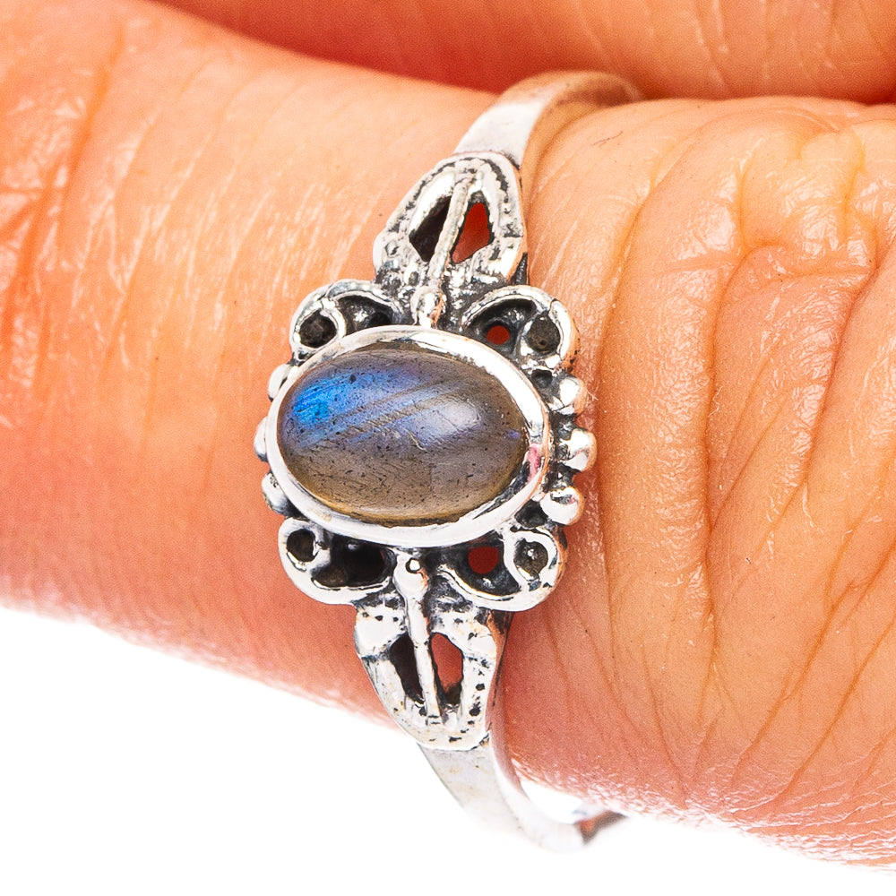 Labradorite 925 Sterling Silver Ring Size 6.75 (925 Sterling Silver) R6347