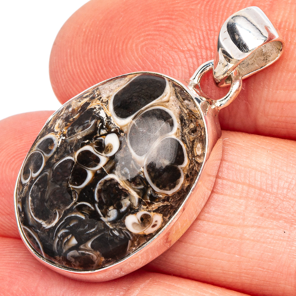 Turritella Agate Pendant 1 1/4" (925 Sterling Silver) P44940