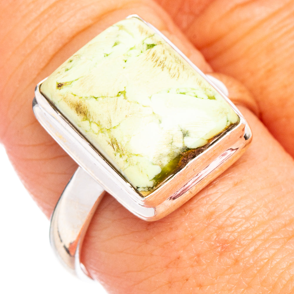 Lemon Chrysoprase Ring Size 9.75 (.925 Sterling Silver)