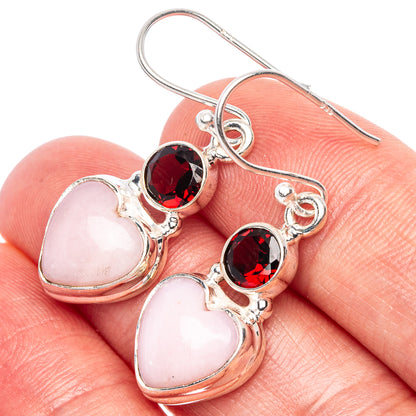 Queen Conch Shell, Garnet Heart Earrings 1 3/8" (925 Sterling Silver) E1815