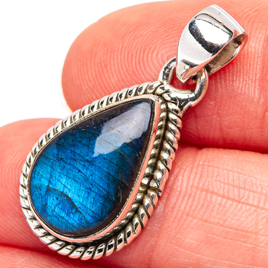 Labradorite Pendant 1 1/8" (.925 Sterling Silver)