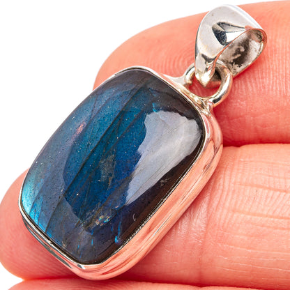 Labradorite Pendant 1 1/8" (.925 Sterling Silver)