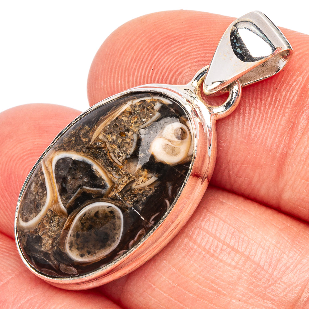 Turritella Agate Pendant 1 1/4" (925 Sterling Silver) P44761