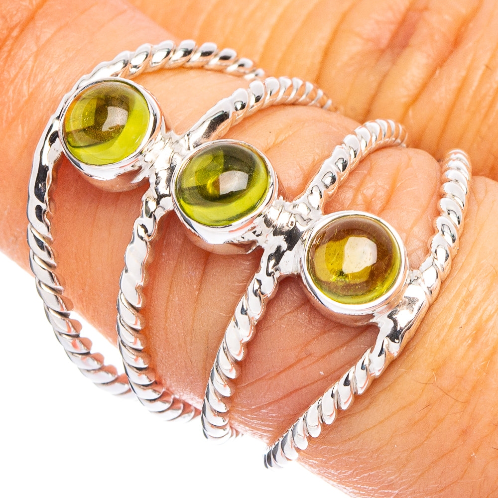 Peridot 925 Sterling Silver Premium Ring Size 6.5 (925 Sterling Silver) R6614