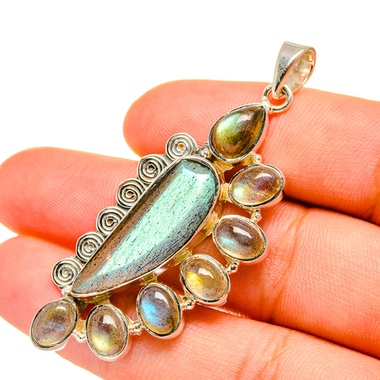 Labradorite Pendants handcrafted by Ana Silver Co - PD7106