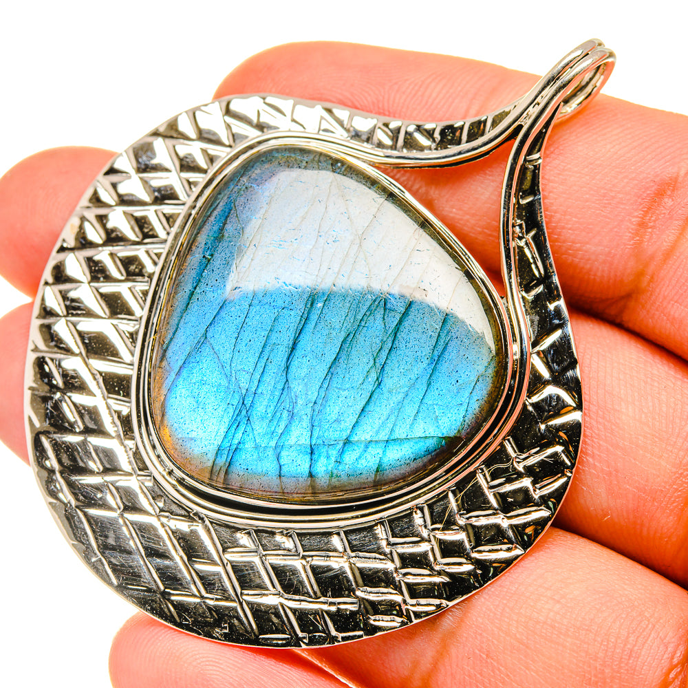 Labradorite Pendants handcrafted by Ana Silver Co - PD7142